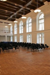 CA Institute in Brno instalaciones, Checo escuela en Brno, Chequia 8